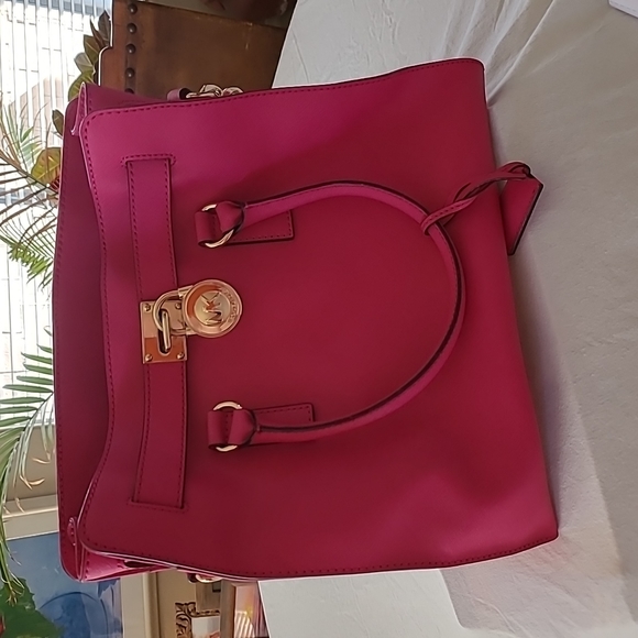 MK Large Hamilton - Picture 1 of 5